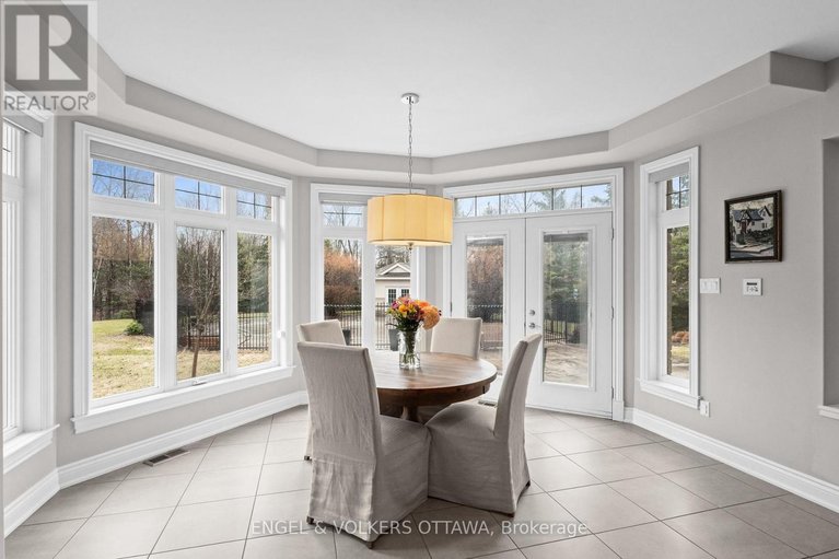 29591941/5796-longhearth-way/manotick-east-to-manotick-station/ottawa/ontario/K4M1M1_14