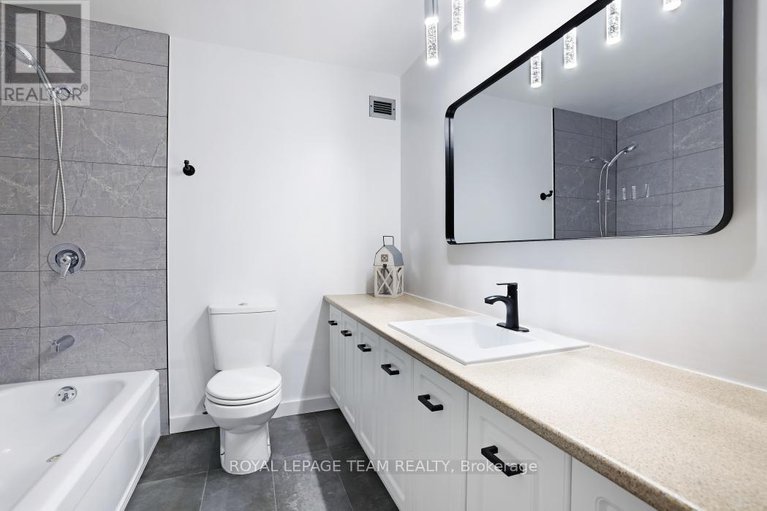 28892273/113-2951-riverside-drive/mooneys-bayriverside-park/ottawa/ontario/K1V8W6_26