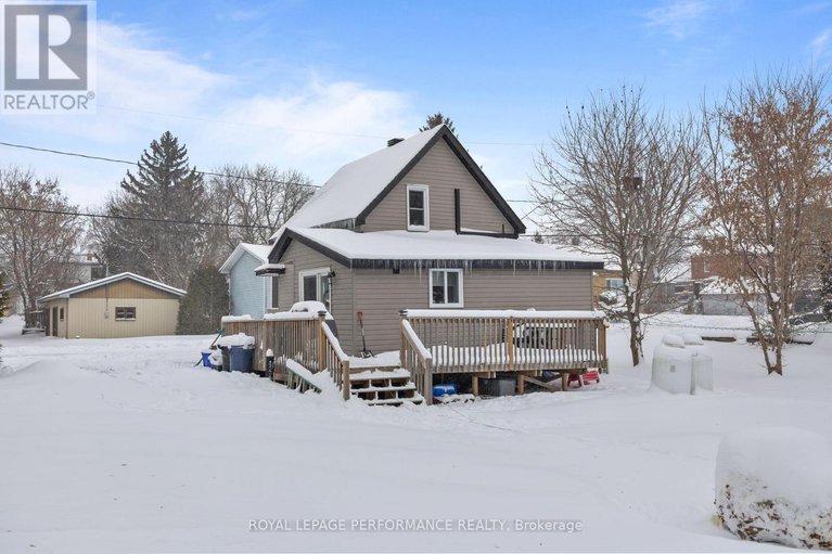 29182653/6-spring-street/maxville/north-glengarry/ontario/K0C1T0_29