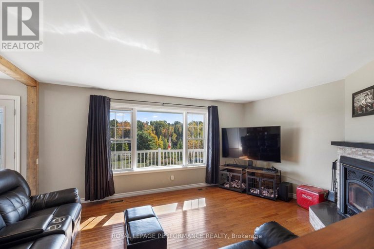 29622782/2150-county-road-14-road/east-hawkesbury-twp/hawkesbury/ontario/K0B1B0_7