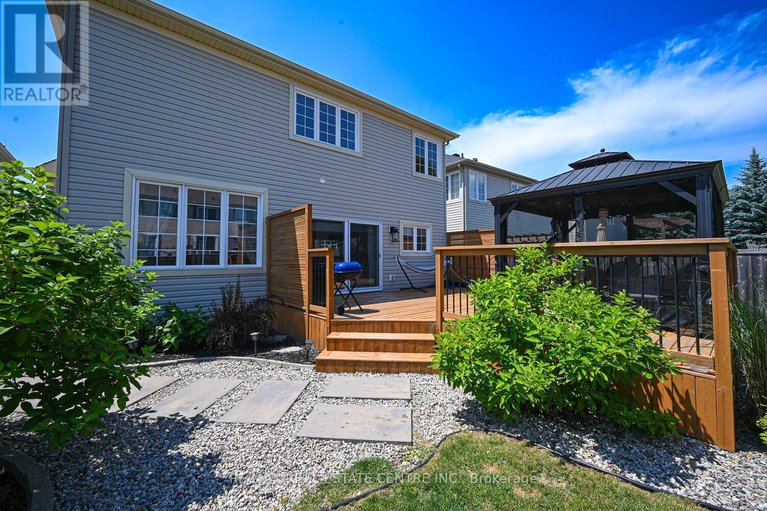 28603563/544-ravendale-way/stonebridge/ottawa/ontario/K2J0G9_39