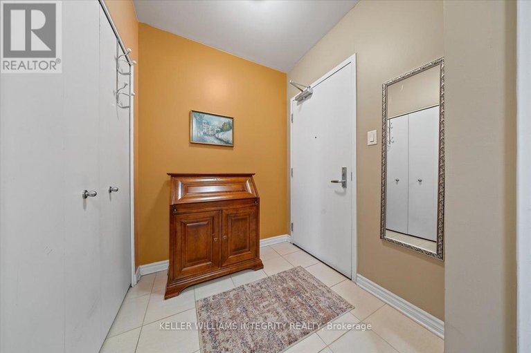 28318960/1604-70-landry-street/vanier/ottawa/ontario/K1L0A8_7