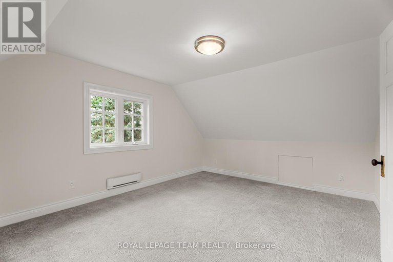 28683200/308-manor-avenue/rockcliffe/ottawa/ontario/K1M0H8_22