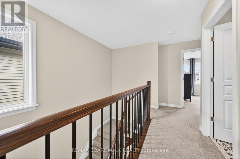 29620530/38-thunderbolt-street/emerald-meadowstrailwest/ottawa/ontario/K2V0L9_21