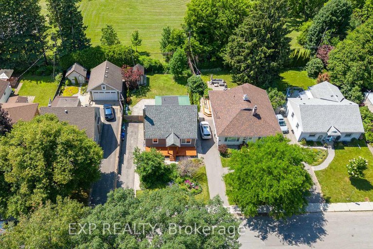 28543964/1552-caledon-street/riverview-park/ottawa/ontario/K1G0H9_11