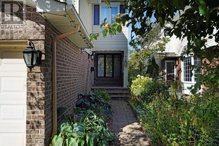 29039084/30-chickasaw-crescent/bridlewood/ottawa/ontario/K2M1M5_4