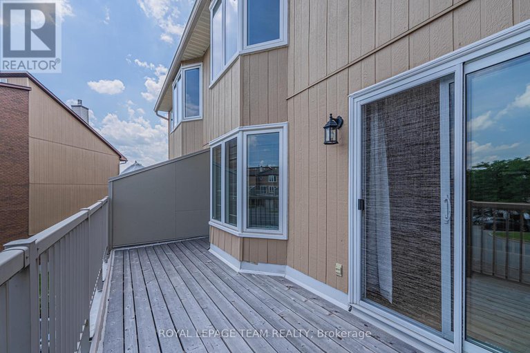 28613595/28-huntview-private/hunt-clubwestern-community/ottawa/ontario/K1V0M5_16