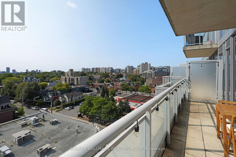 28842721/penthouse-804-360-mcleod-street/ottawa-centre/ottawa/ontario/K2P1A9_27