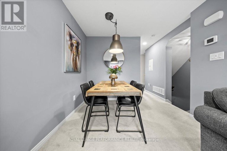 29463572/232-shanly-private/stonebridge/ottawa/ontario/K2J5X6_6