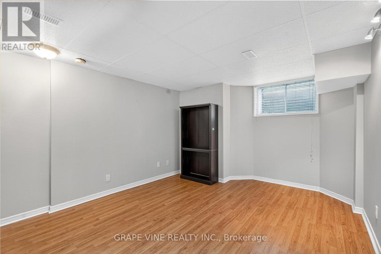 28976000/16-cedar-valley-drive/bridlewood/ottawa/ontario/K2M2Y5_28