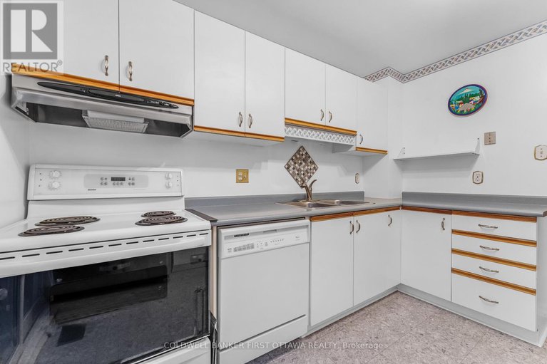 29052302/1511-shawinigan-street/fallingbrookridgemount/ottawa/ontario/K4A2L9_15