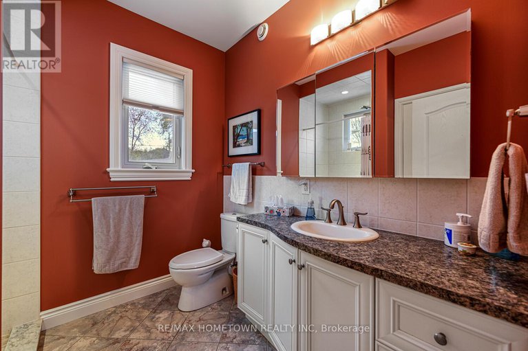 29100427/1219-county-road-2-road/augusta-twp/augusta/ontario/K6V5T1_21