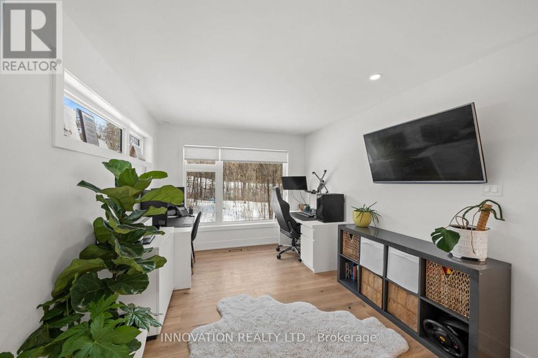 29436739/195-charlies-lane/carp/ottawa/ontario/K0A1L0_25