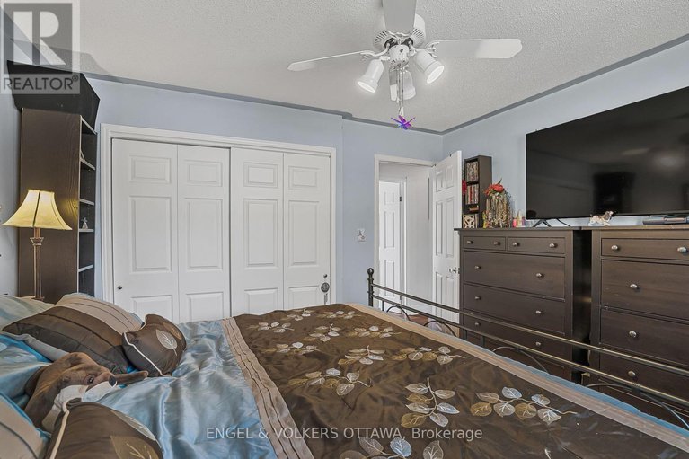 28239136/684-county-road-44-road/north-grenville-twp-kemptville-south/north-grenville/ontario/K0G1J0_23