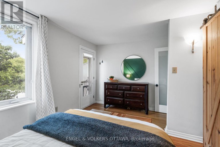 28880147/2-lower-charlotte-street/lower-town/ottawa/ontario/K1N8K1_27