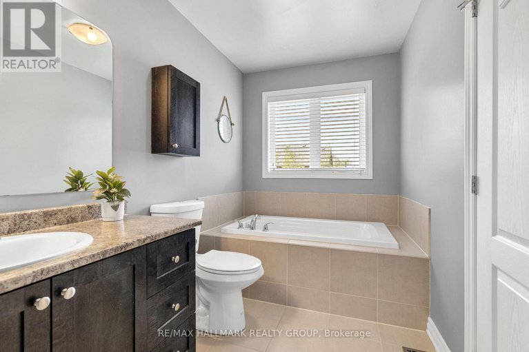 28317889/297-mojave-crescent/stittsville-north/ottawa/ontario/K2S0H7_28