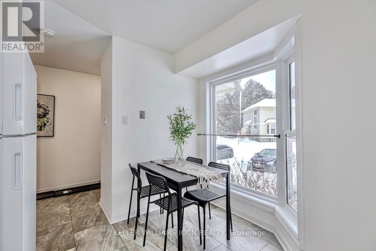 29292675/8-104-mcdermot-court/katimavik/ottawa/ontario/K2L3V2_5