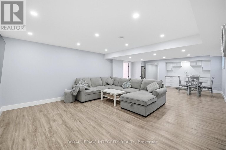 29613579/408-nestleton-street/avalon-east/ottawa/ontario/K4A0W3_42