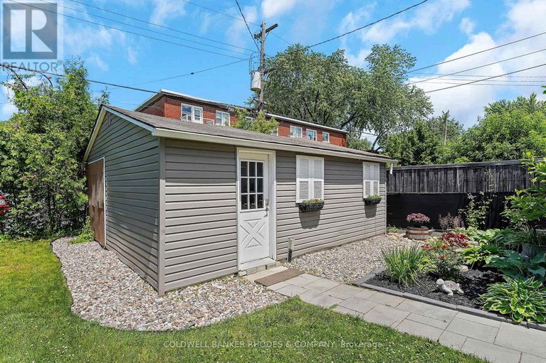 28867901/353-spartan-avenue/vanier/ottawa/ontario/K1K1J6_38