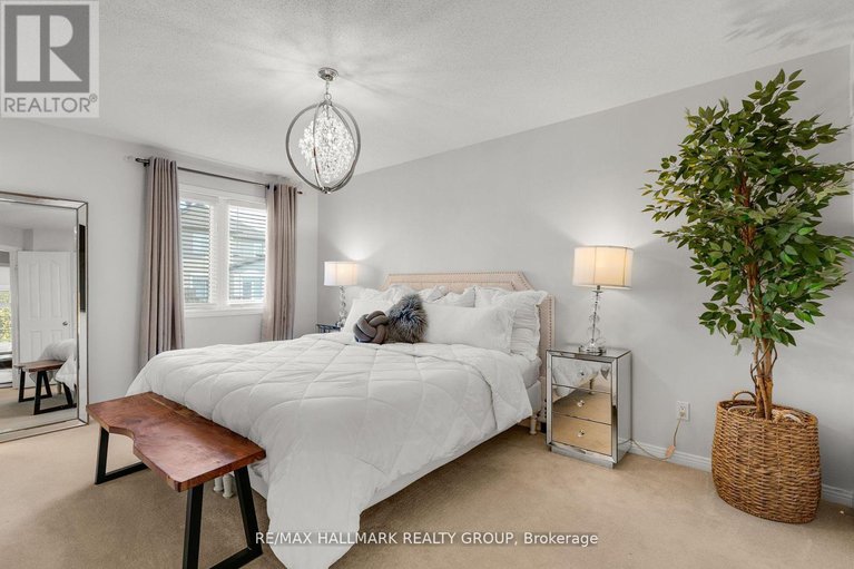 28990244/31-saddlesmith-circle/emerald-meadowstrailwest/ottawa/ontario/K2M2Y8_18