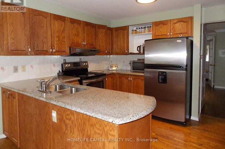 28795568/1804-robinwood-place/chapel-hill/ottawa/ontario/K1C6L4_12