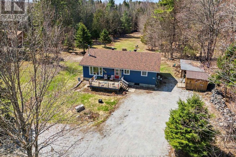 29649029/961-11th-concession-road/lanark-highlands-dalhousie-twp/lanark-highlands/ontario/K0G1M0_32