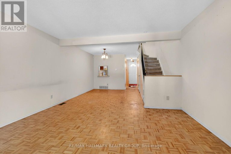 29422004/d-116-valley-stream-drive/leslie-park/ottawa/ontario/K2H9E1_11