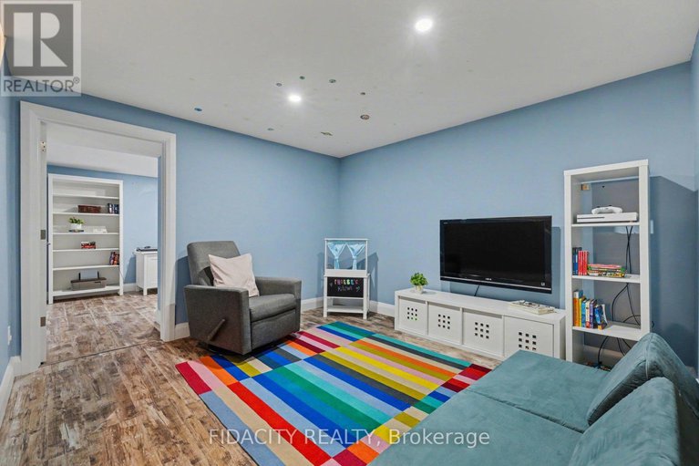 29399731/53-morton-drive/glencairnhazeldean/ottawa/ontario/K2L1W9_23