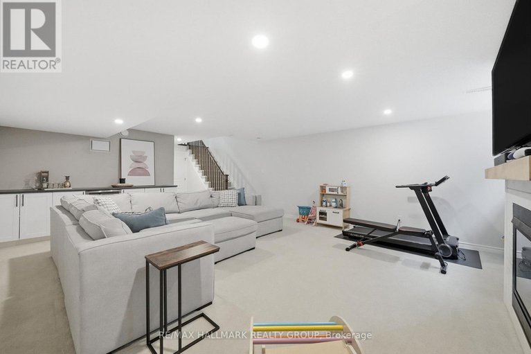 29025687/314-melodie-street/mer-bleuebradley-estatesanderson-park/ottawa/ontario/K1W0H9_30