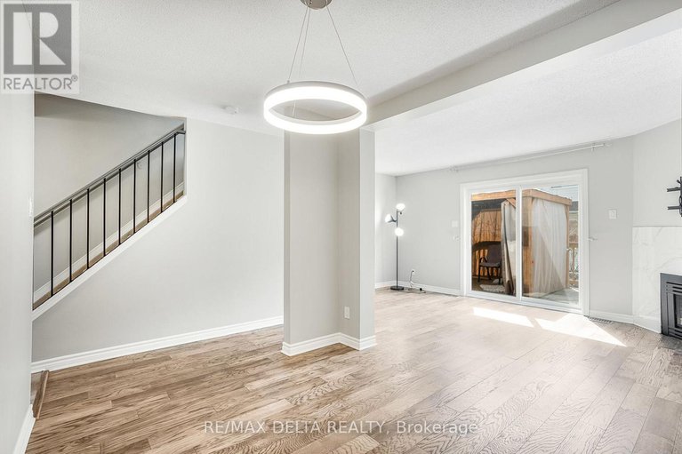 28227757/1822-loranger-court/chapel-hill/ottawa/ontario/K1C7H6_13