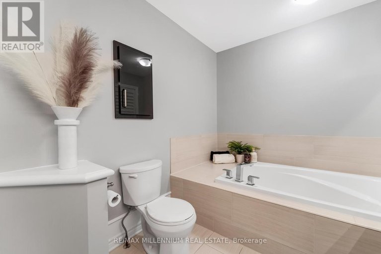 28927010/327-ballinville-circle/riverside-south/ottawa/ontario/K4M0E2_32