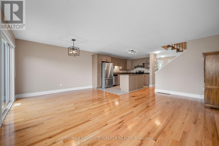 28653088/2432-marble-crescent/town-of-rockland/clarence-rockland/ontario/K4K1P6_6