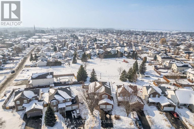 29377560/76-frontenac-boulevard/embrun/russell/ontario/K0A1W0_48