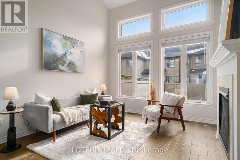 29114743/336-rainrock-crescent/mer-bleuebradley-estatesanderson-park/ottawa/ontario/K1W0J6_3