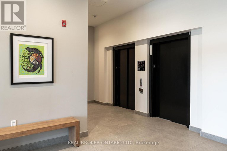 29418459/219-1350-hemlock-street/cfb-rockcliffe-and-area/ottawa/ontario/K1K5C2_3