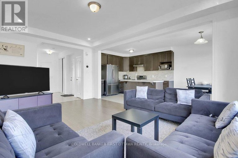 29649584/4852-abbott-street-e/emerald-meadowstrailwest/ottawa/ontario/K2S1E7_10