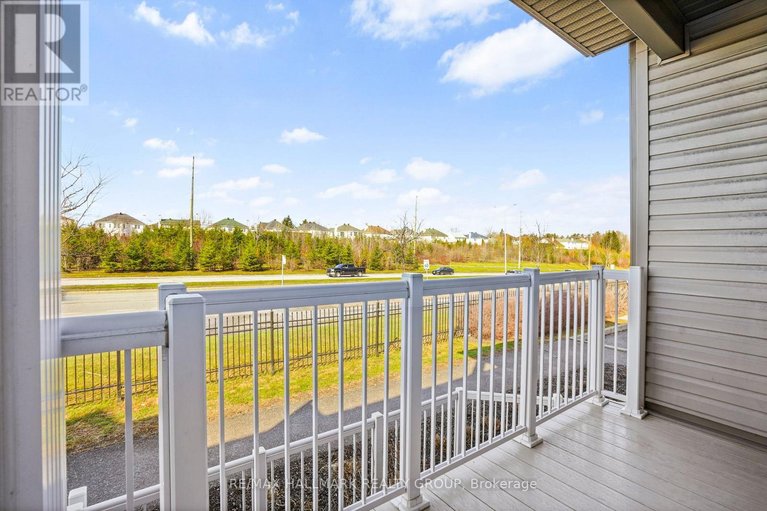 29648619/42-sternes-private/springridgeeast-village/ottawa/ontario/K4A0X8_20