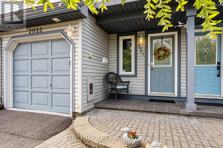 28854765/2023-avenue-o/eastway-gardensindustrial-park/ottawa/ontario/K1G0B1_2