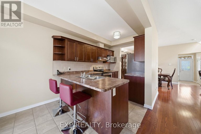 29633669/587-pepperville-crescent/emerald-meadowstrailwest/ottawa/ontario/K2M0E7_9