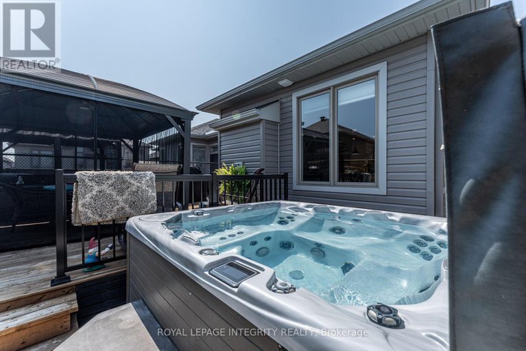 28726773/258-rue-de-letang-street/town-of-rockland/clarence-rockland/ontario/K4K0K1_47