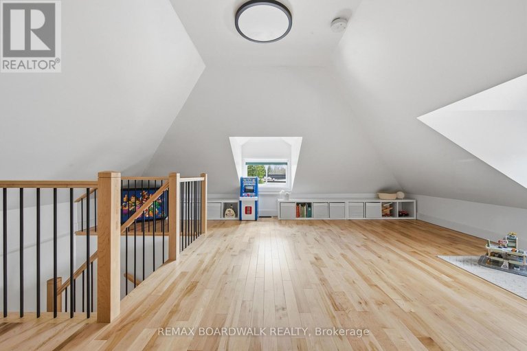 29643946/62-craig-street/village-of-russell/russell/ontario/K4R1A2_38