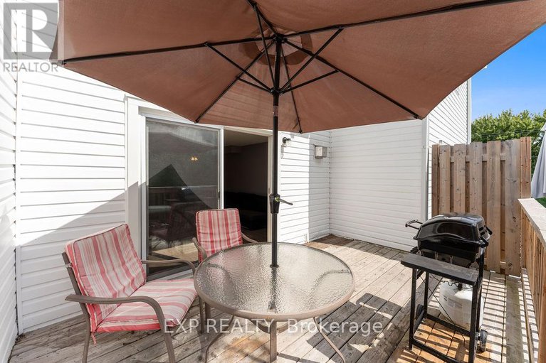 28765564/202-299-castor-street/village-of-russell/russell/ontario/K4R1E9_29