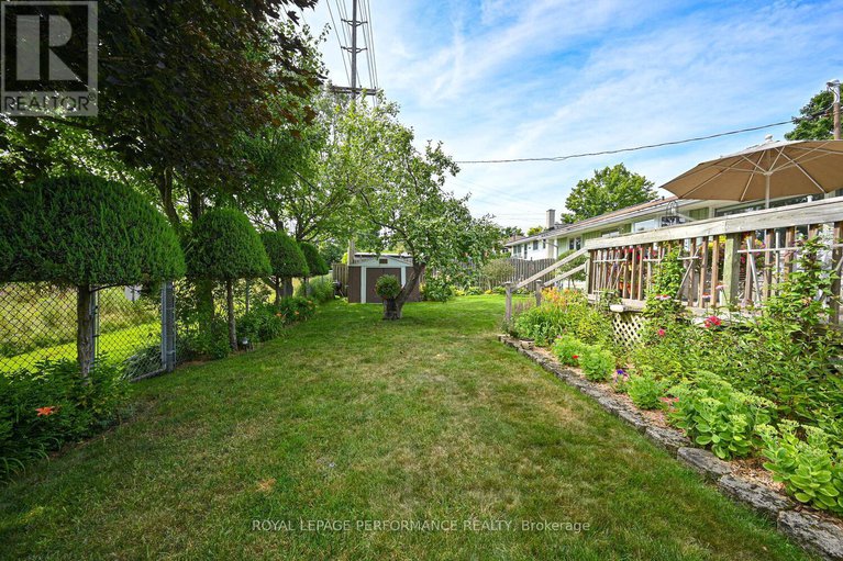 28652645/3025-linton-road/riverside-park-south/ottawa/ontario/K1V8H1_46