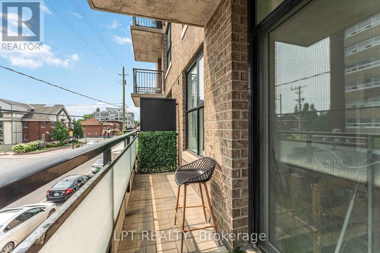 28979837/206-150-caroline-avenue/ottawa-west/ottawa/ontario/K1Y4X8_44