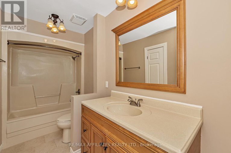 28655117/101-carterfarm-crescent/huntley-ward-south-west/ottawa/ontario/K0A1L0_27