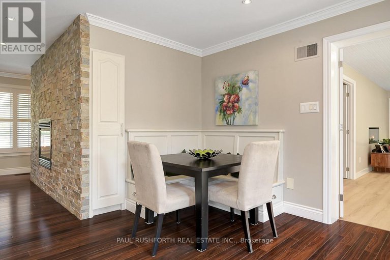 28933934/15-richland-drive/goulbourn-twp-from-franktown-rdsouth-to-rideau/ottawa/ontario/K0A2Z0_13