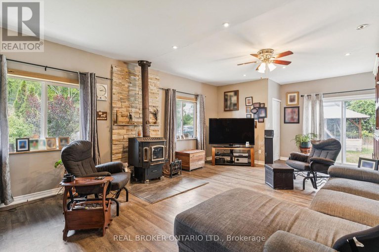 28803687/2880-hwy-511/drummond-n-elmsley-drummond-twp/drummondnorth-elmsley/ontario/K0G1K0_10