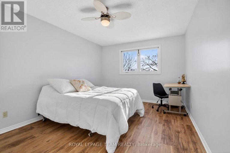 29430721/1604-proulx-drive/fallingbrookpineridge/ottawa/ontario/K4A1T5_26