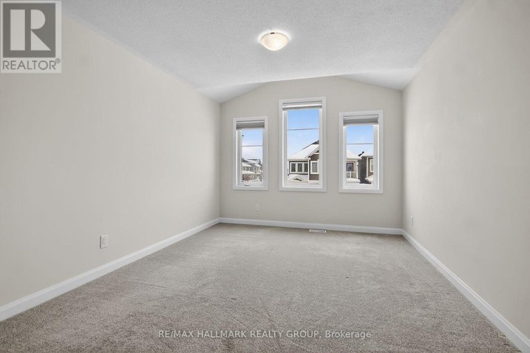 29271214/238-pursuit-terrace/goulbourn-twp-from-franktown-rdsouth-to-rideau/ottawa/ontario/K0A2Z0_26