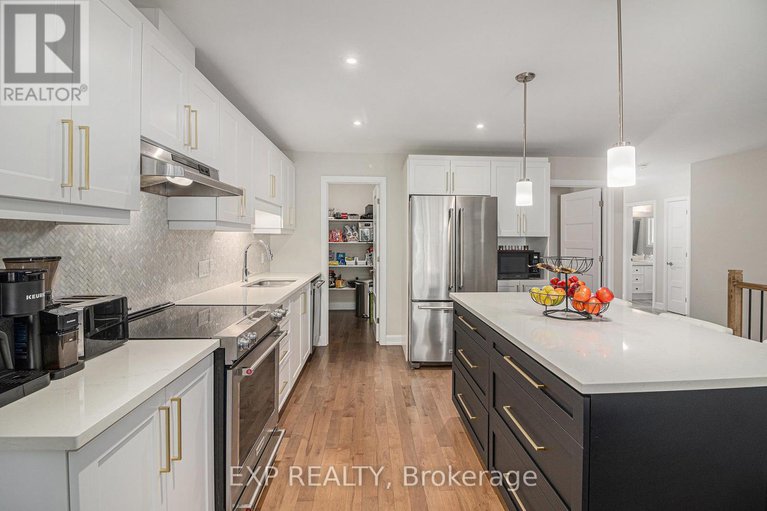 28752697/701-azure-street/russell-twp/russell/ontario/K4R0E5_13